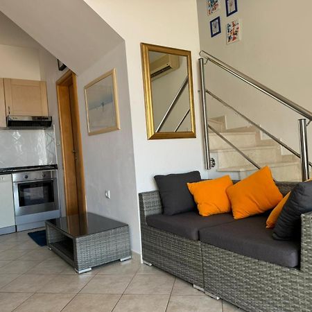 קאבטאט Lovely Split Level Apartment With Sea View, Pool, Free Parking And Wifi מראה חיצוני תמונה